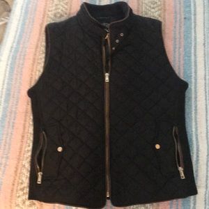 Lightweight puffer vest